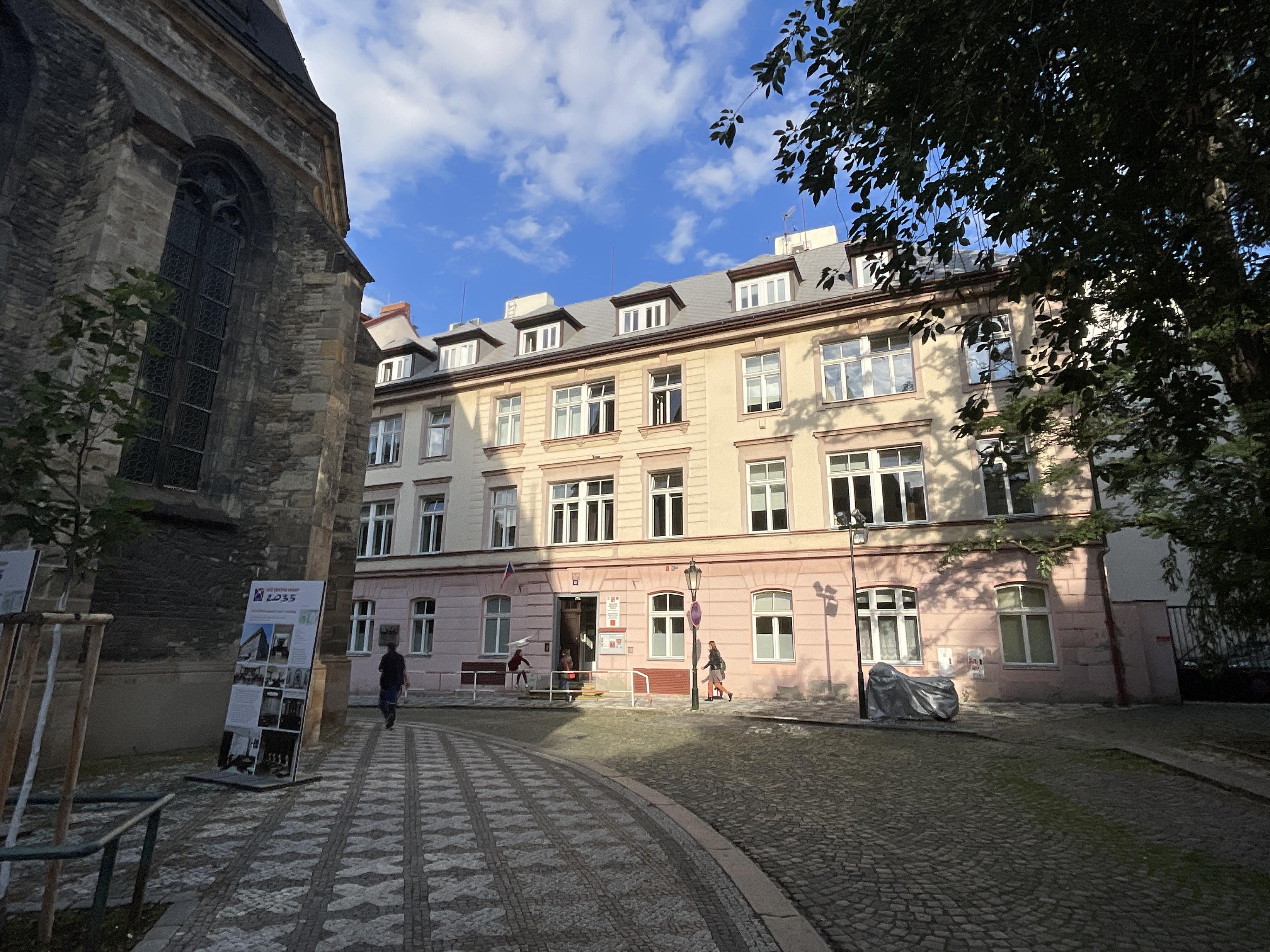 ZUŠ Praha 1, Biskupská foto 5