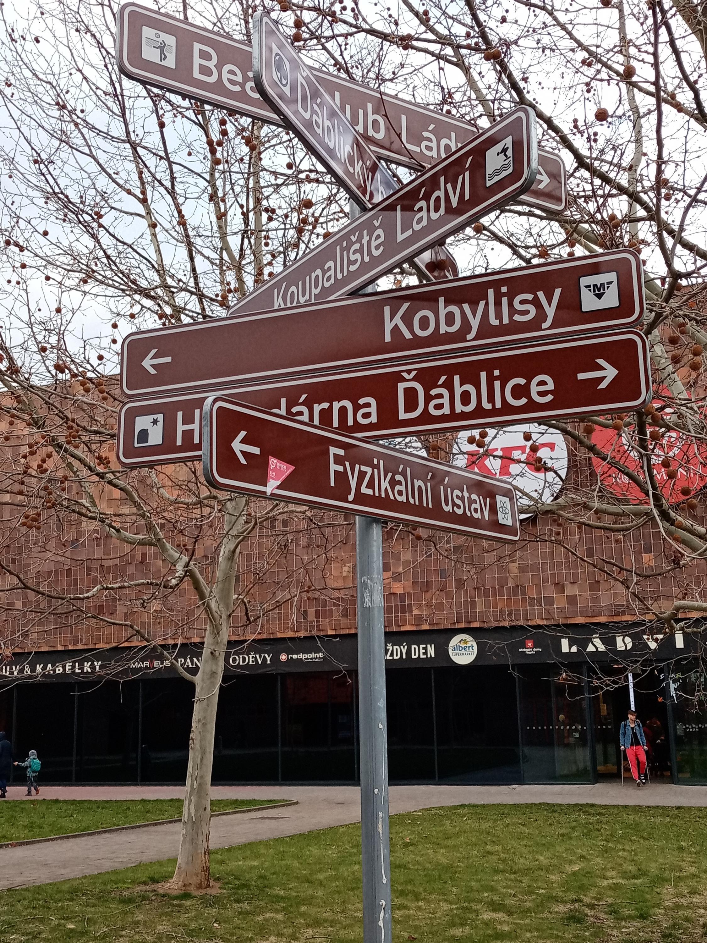 Obchodní dům Ládví foto 3