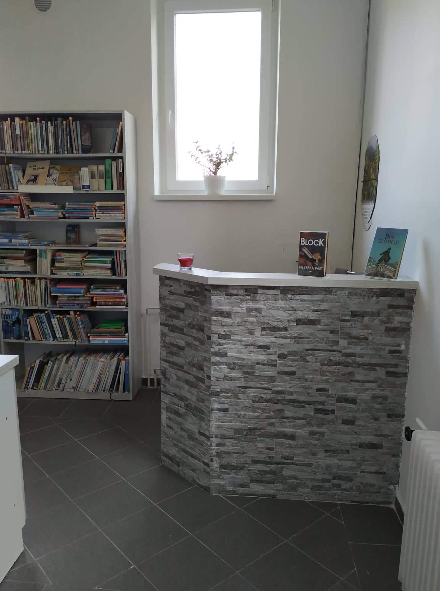 Obecní knihovna Rokytno foto 2