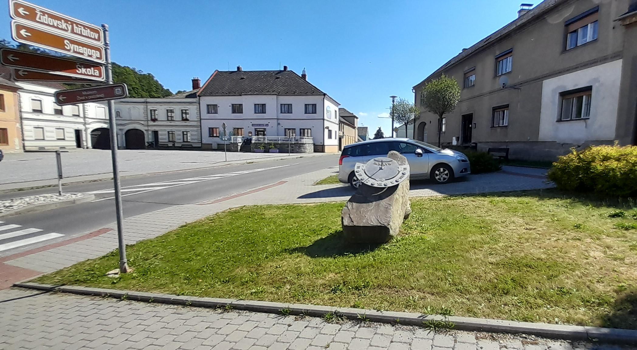 Úsov - městský úřad foto 2
