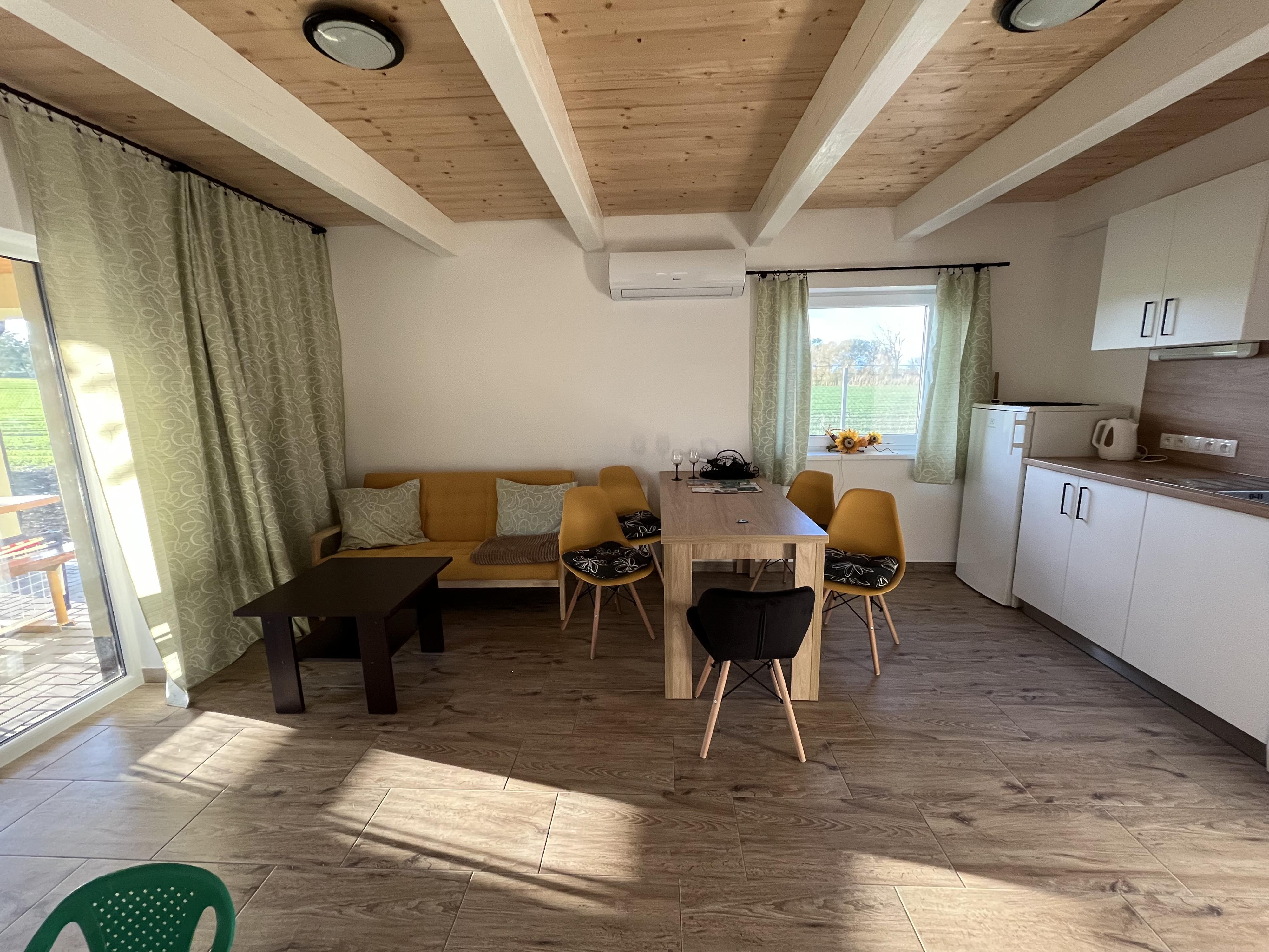 Rekreační domy Milovice - dům č. 7 foto 3