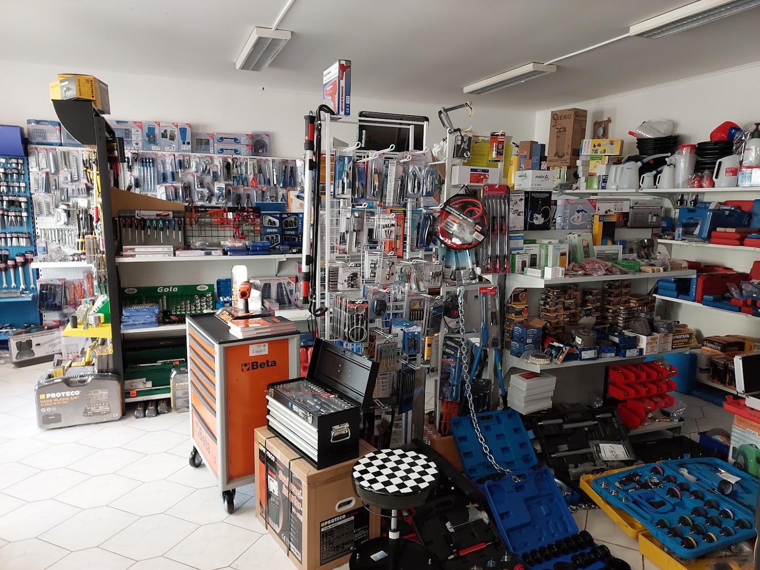 Roman Pevný - VYBAVENÍ AUTOSERVISU foto 2