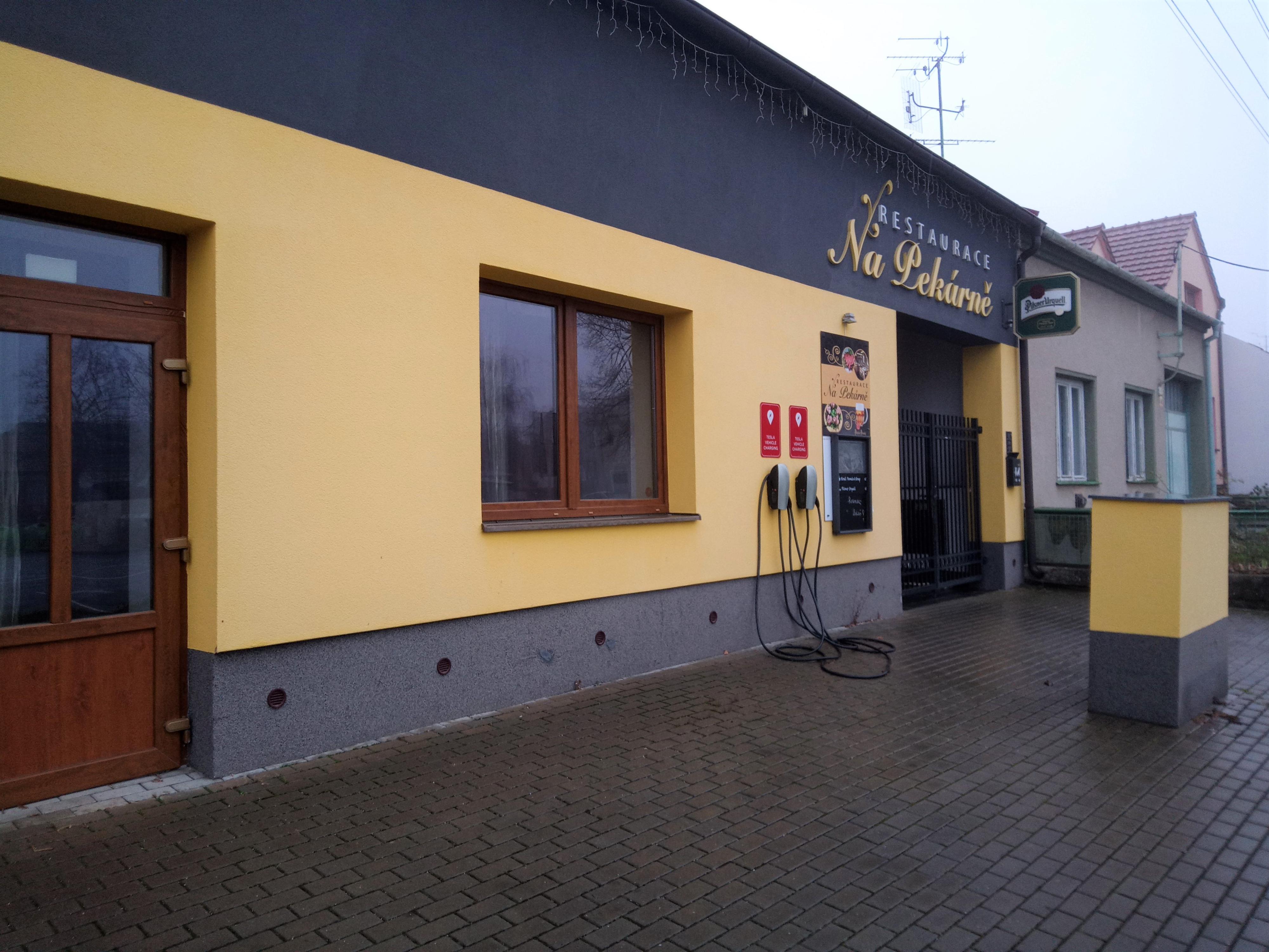 Na pekárně - Nabíjecí stanice foto 2