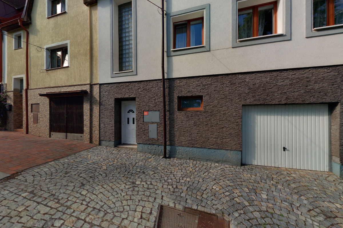 Apartmán Boženy Němcové 825