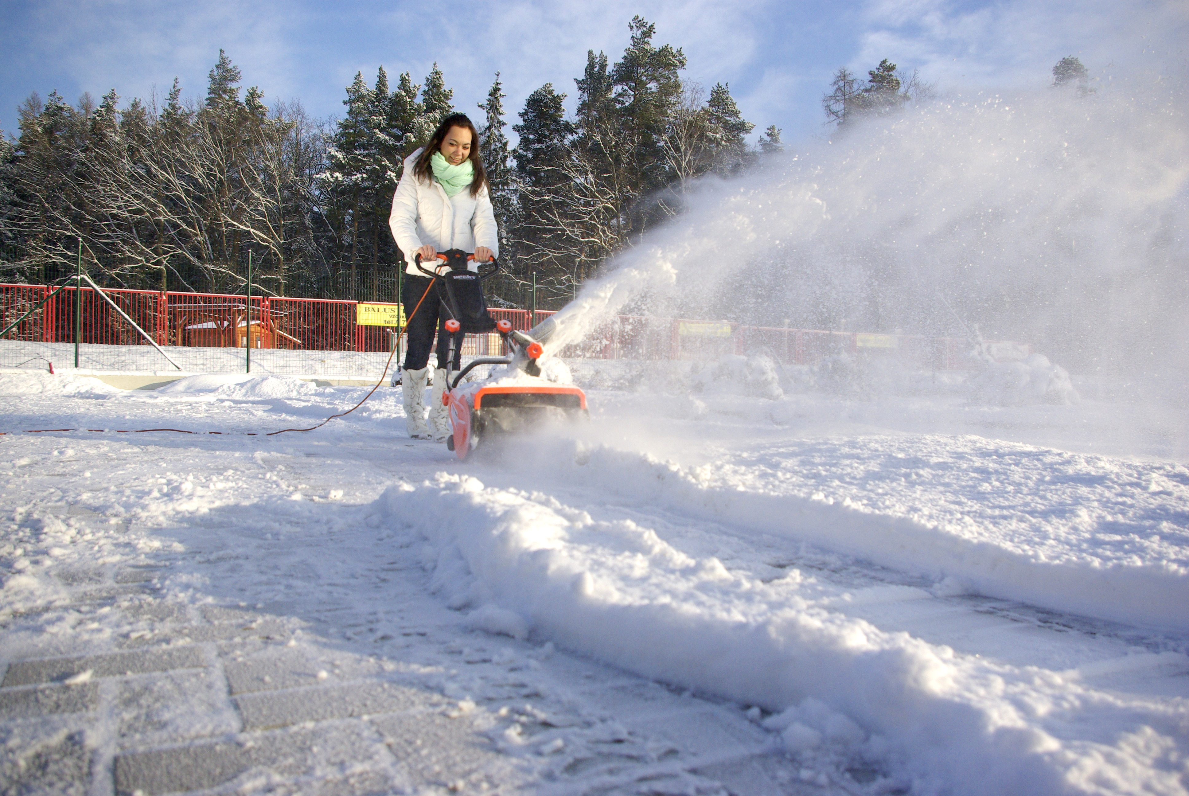 HECHT - specialista na zahradu foto 3