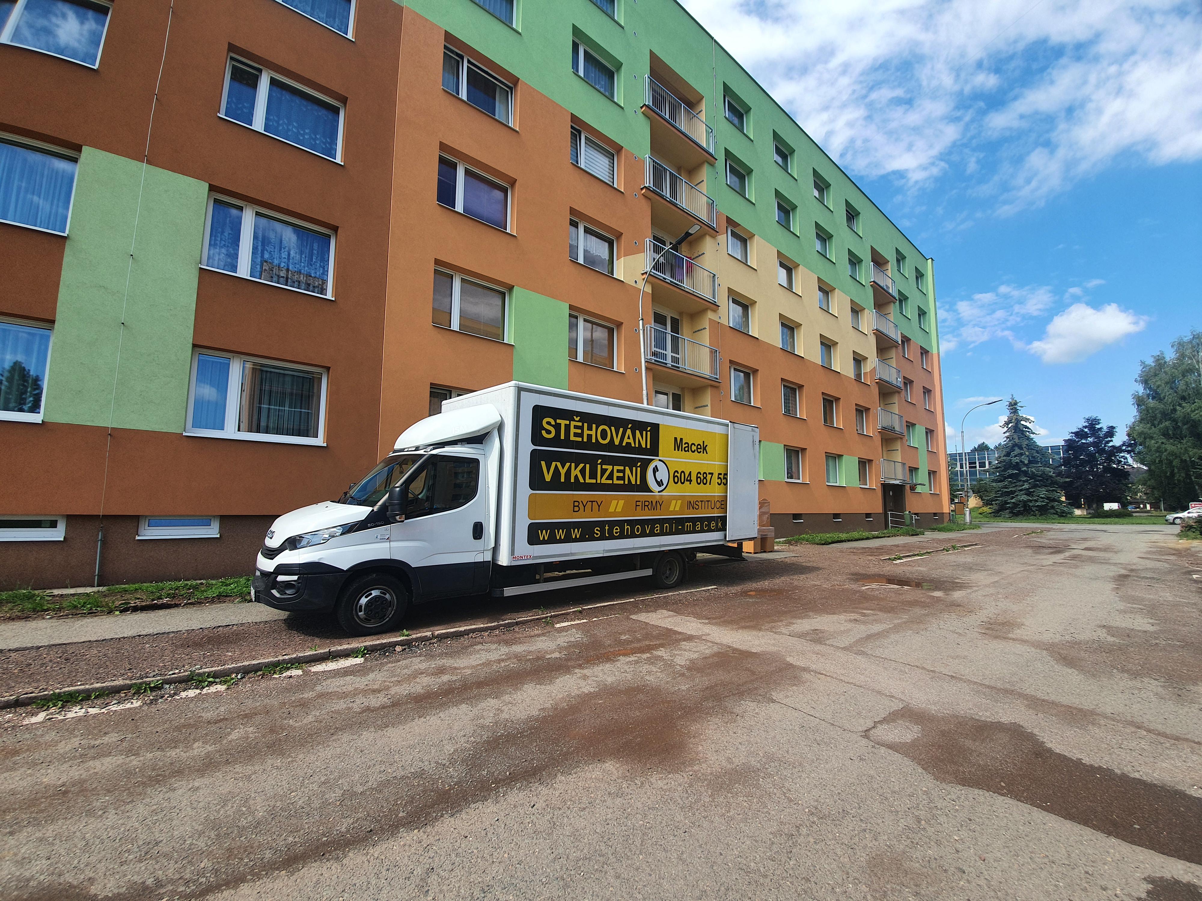 Stěhování Vyklízení Macek foto 2