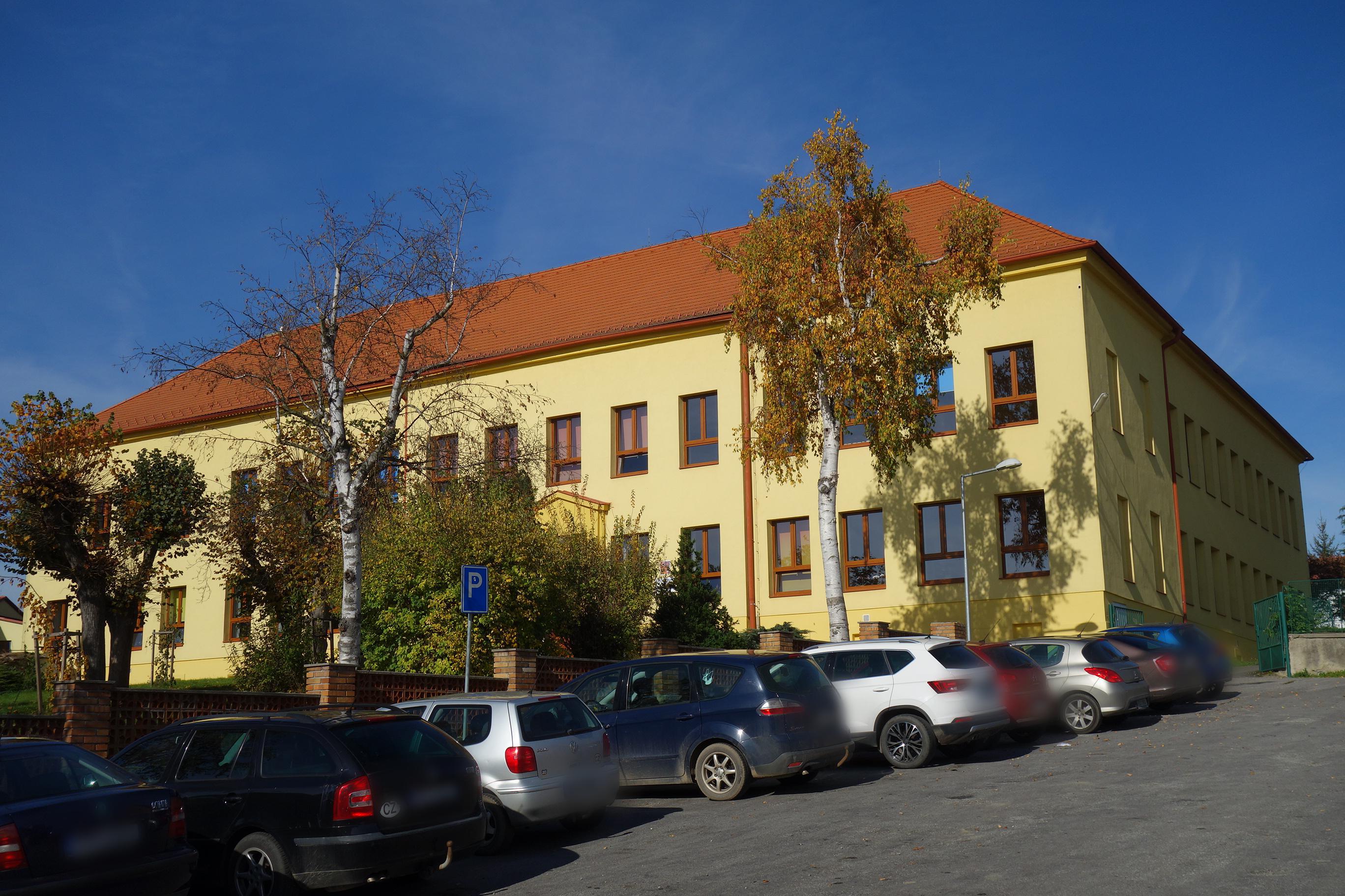 ZŠ a MŠ Mirovice foto 2