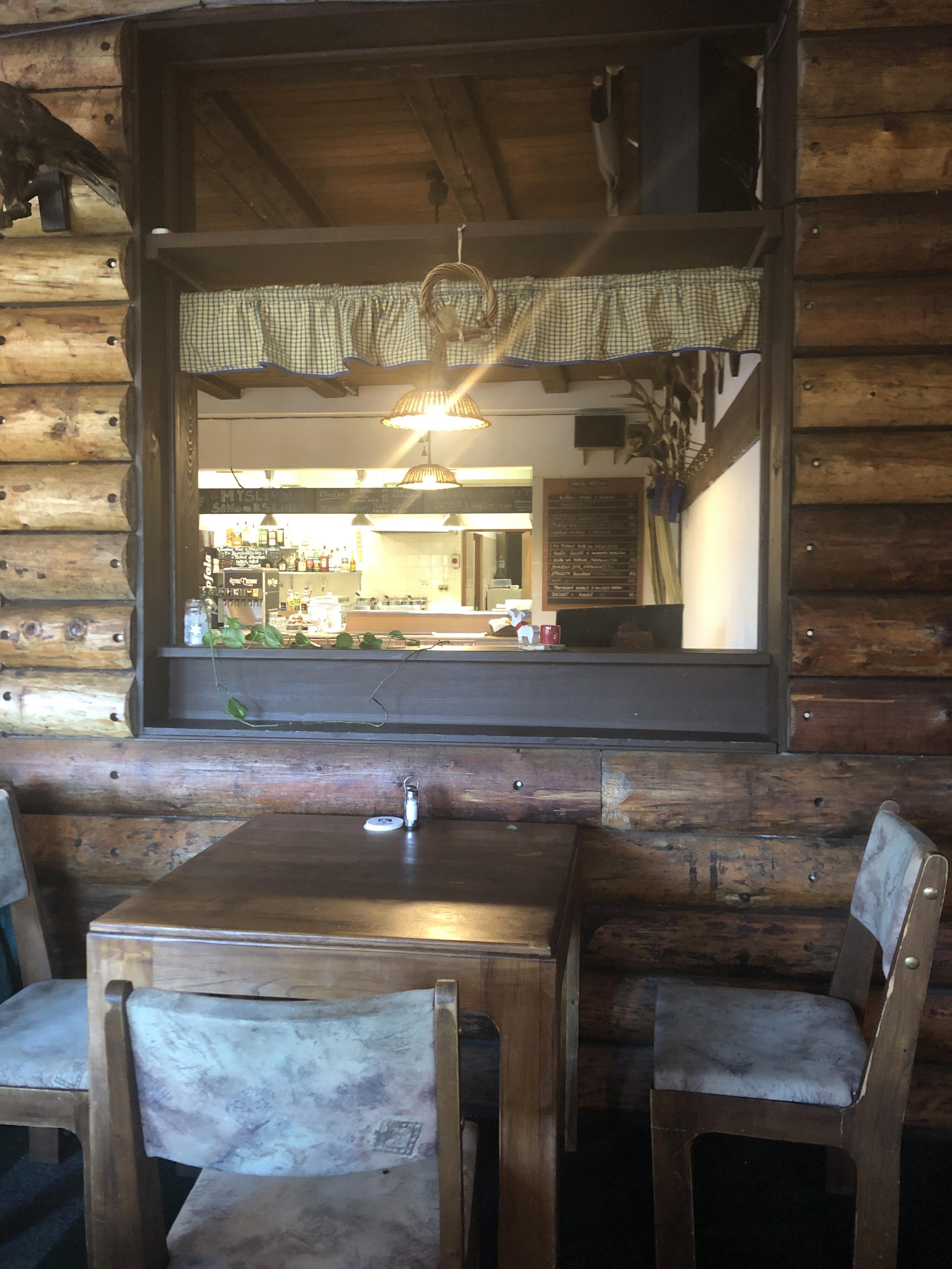 Restaurace Myslivna foto 2