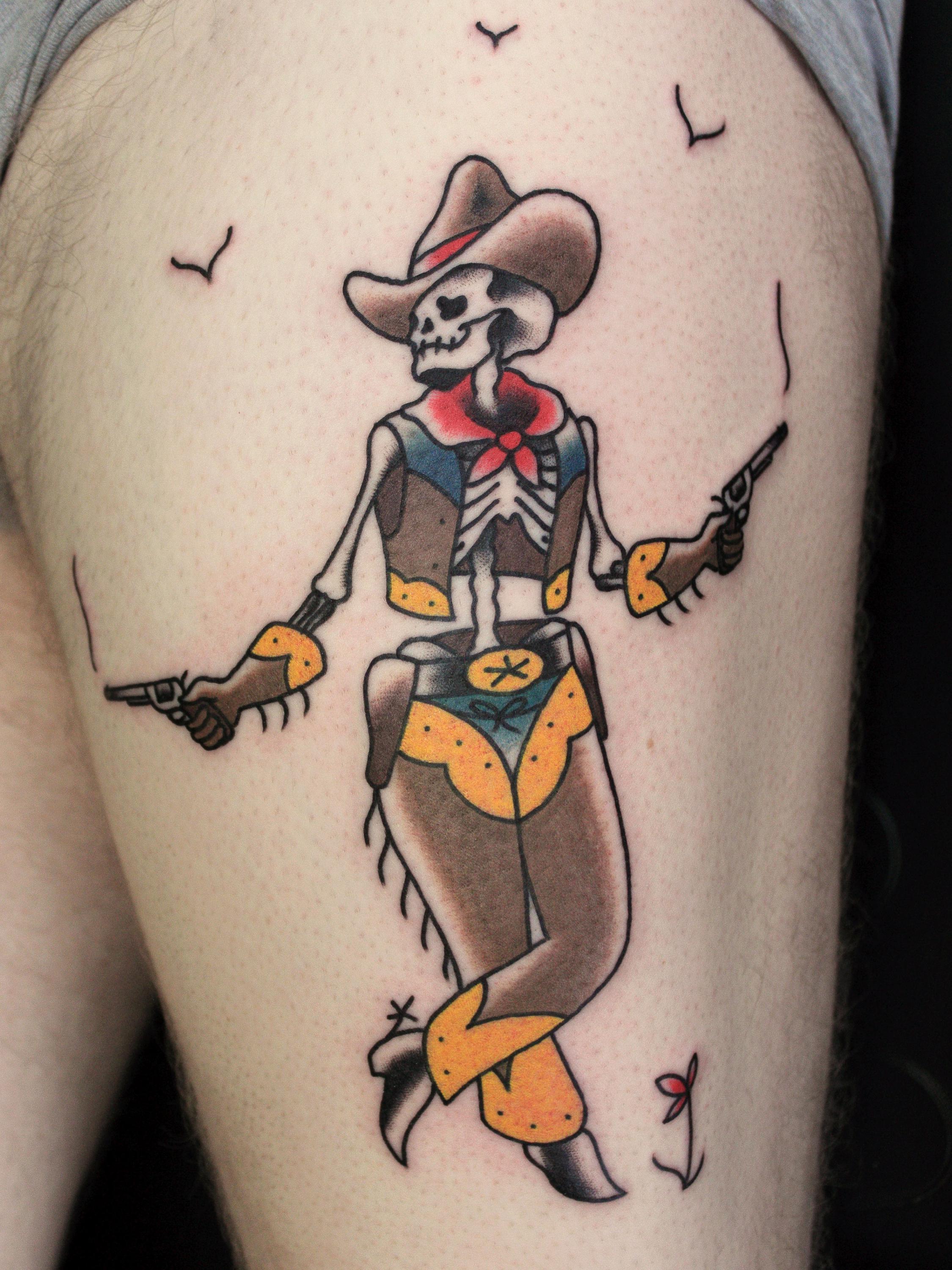 Ufon Tattoo foto 3