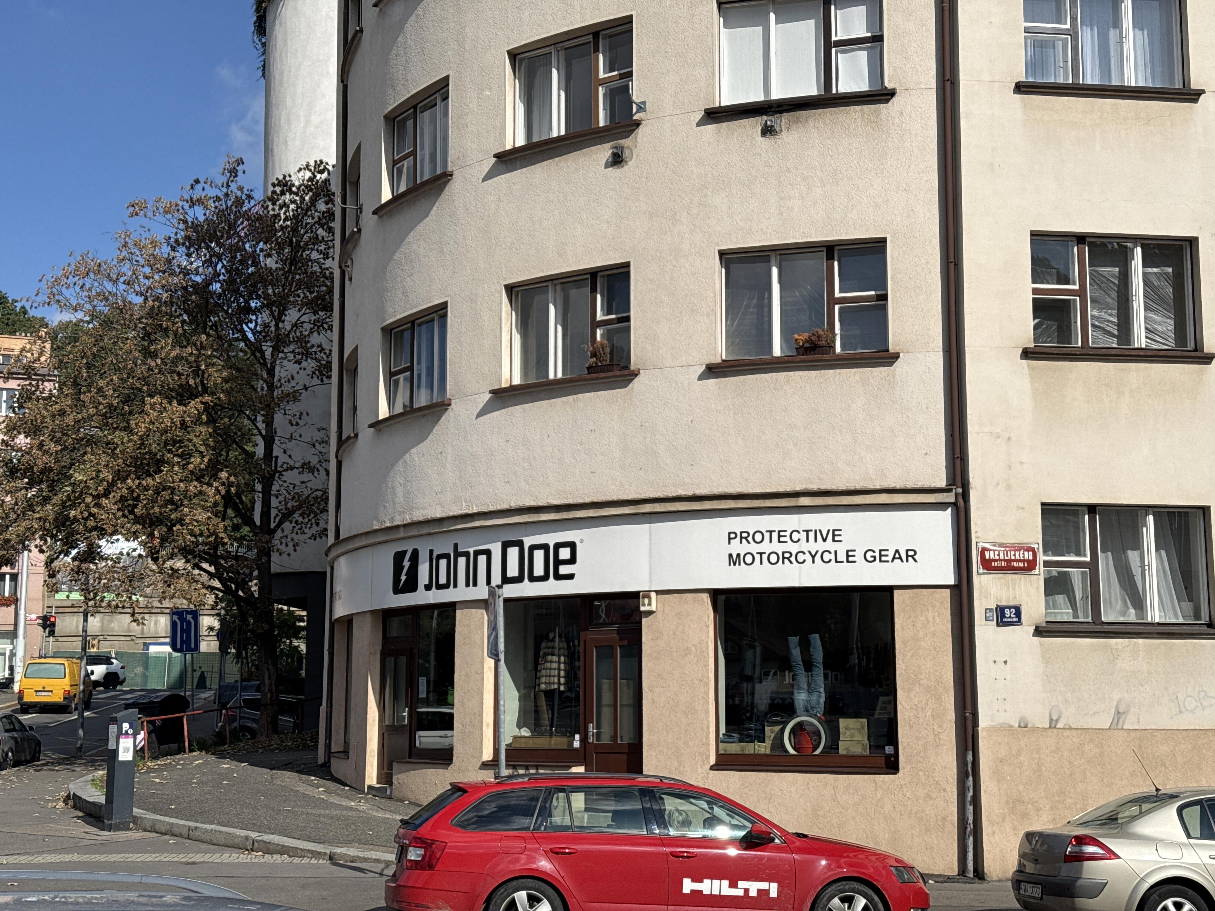 JOHN DOE Česko foto 6