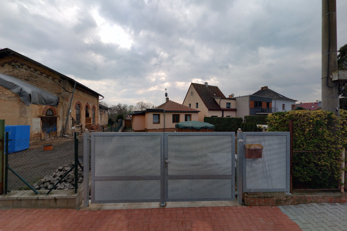 Milan Mudroch - obkladačské a zednické práce foto 2