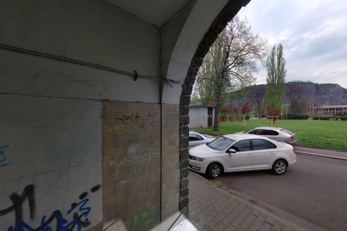 Latyka solárium & přírodní produkty