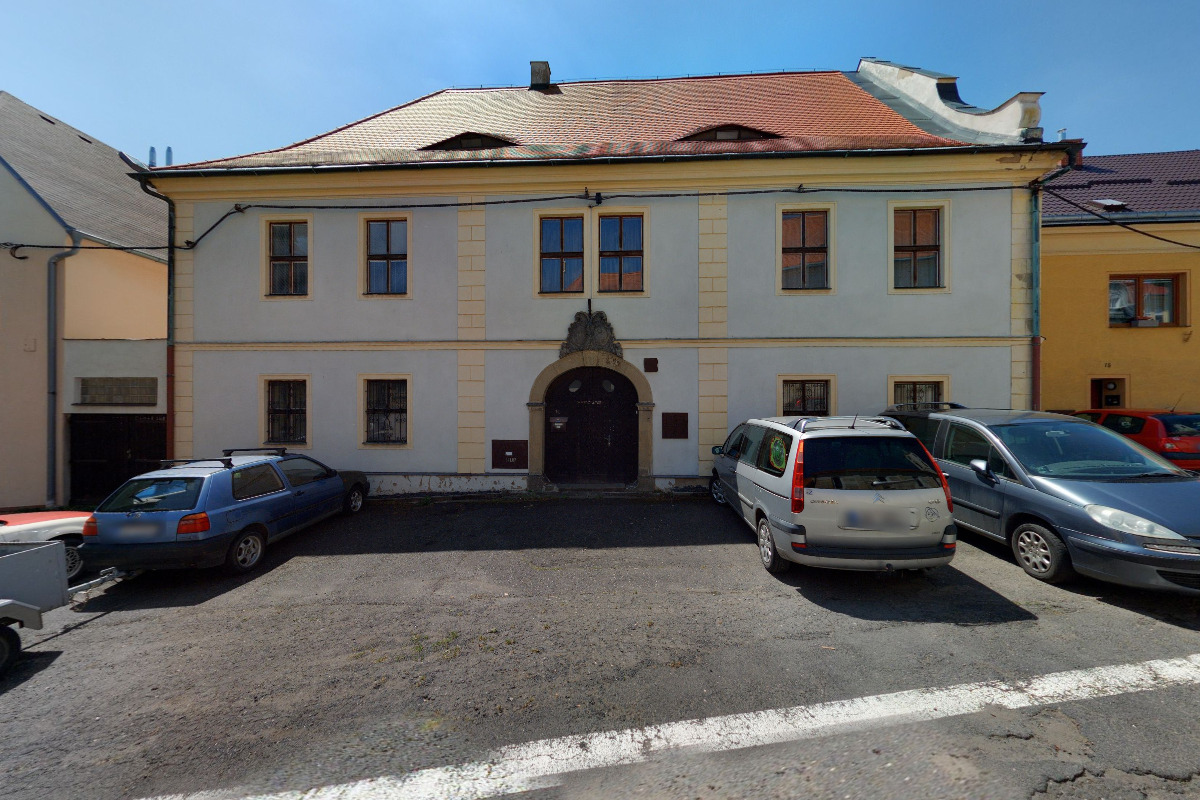 Římskokatolická farnost Hrob