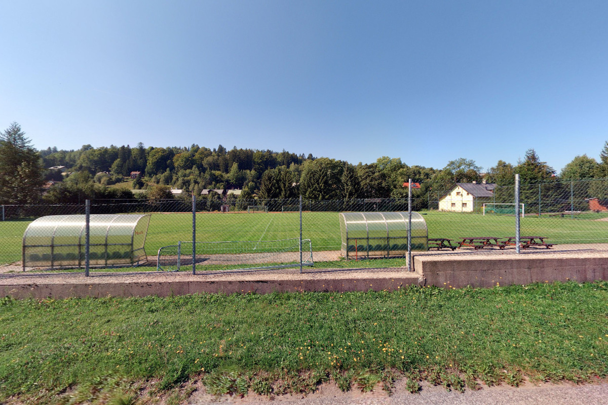 Fotbalové hřiště Josefův důl foto 1