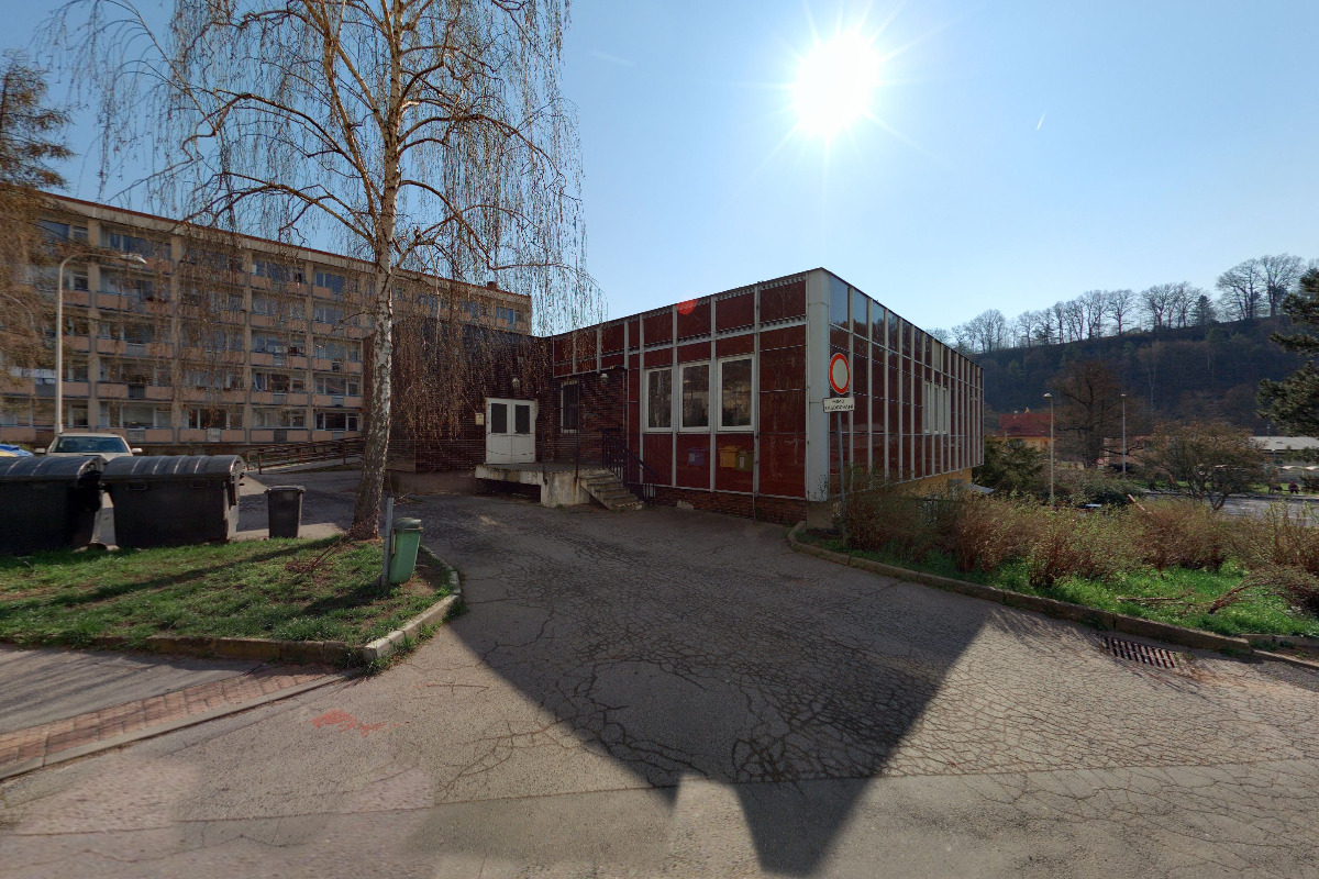 Městská knihovna Děčín, pobočka Bynov foto 2