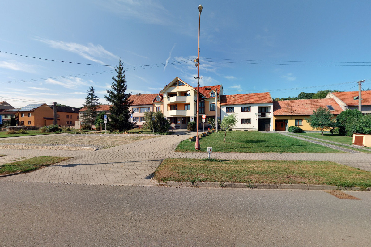 Záhorovice - obecní úřad foto 3