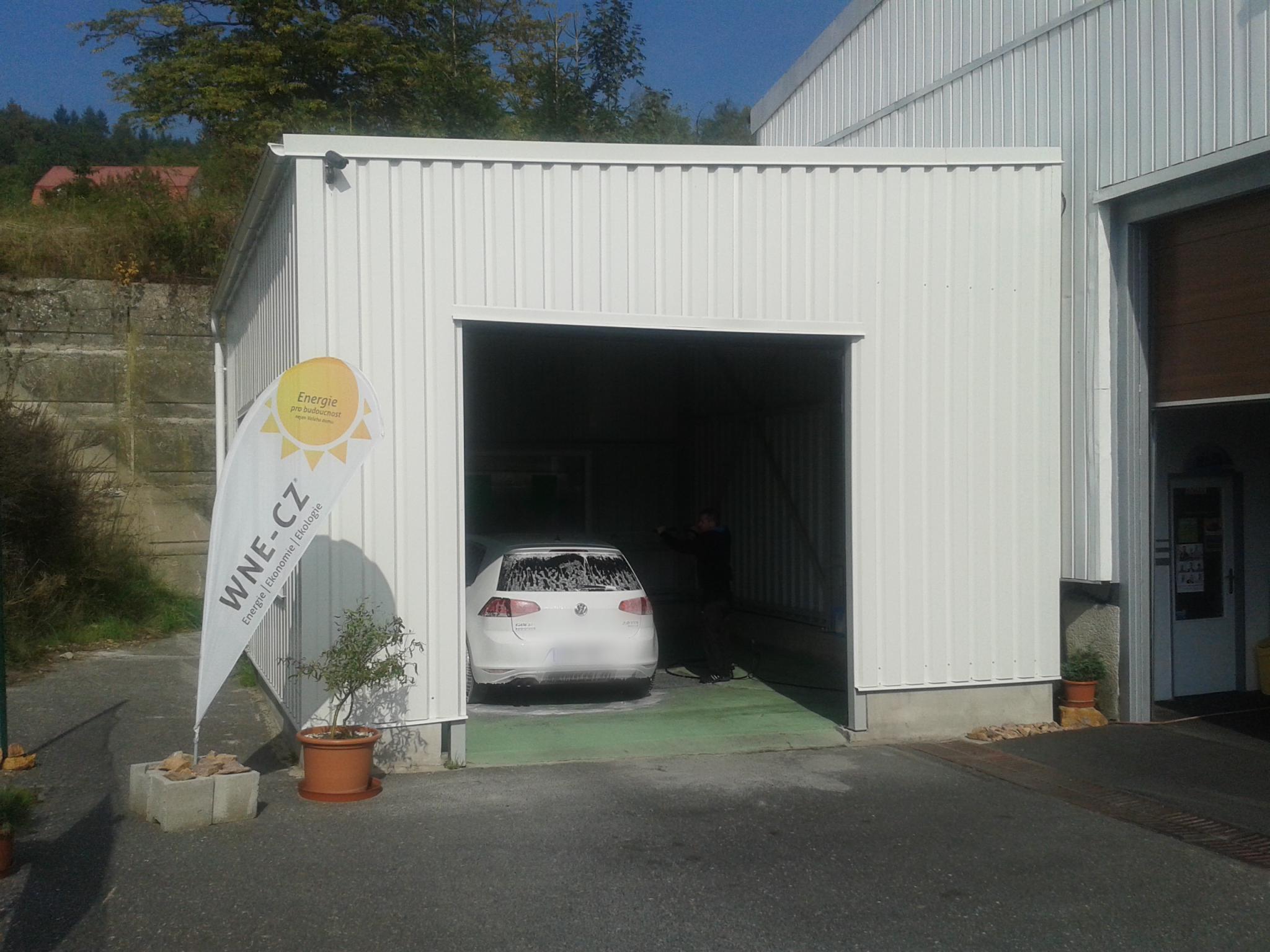 Mytí aut & čištění interiérů - Miloš Paťha foto 3