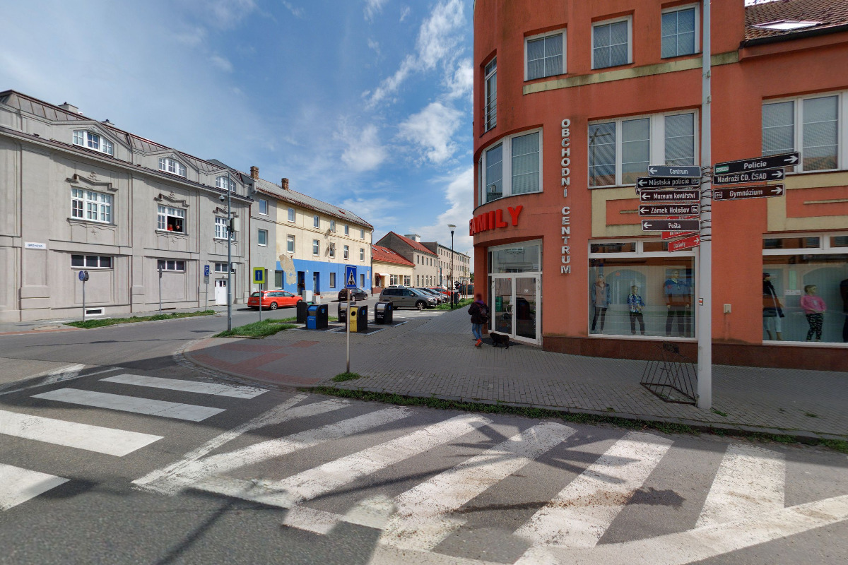 Obchodní centrum Family foto 1