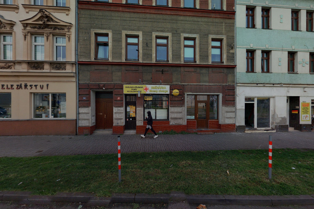 Směnárna a zastavárna Thi Sau Duong