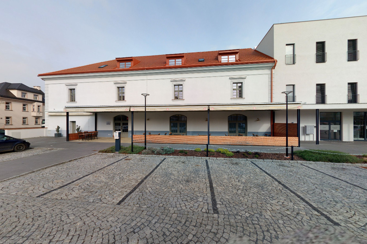 Panský Pivovar Holešov - nabíjecí stanice foto 2