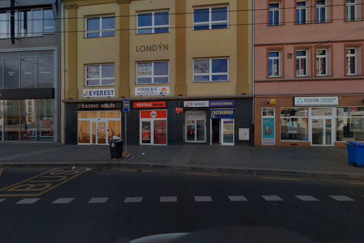 Indická a Nepálská restaurace Everest Ústí nad Labem