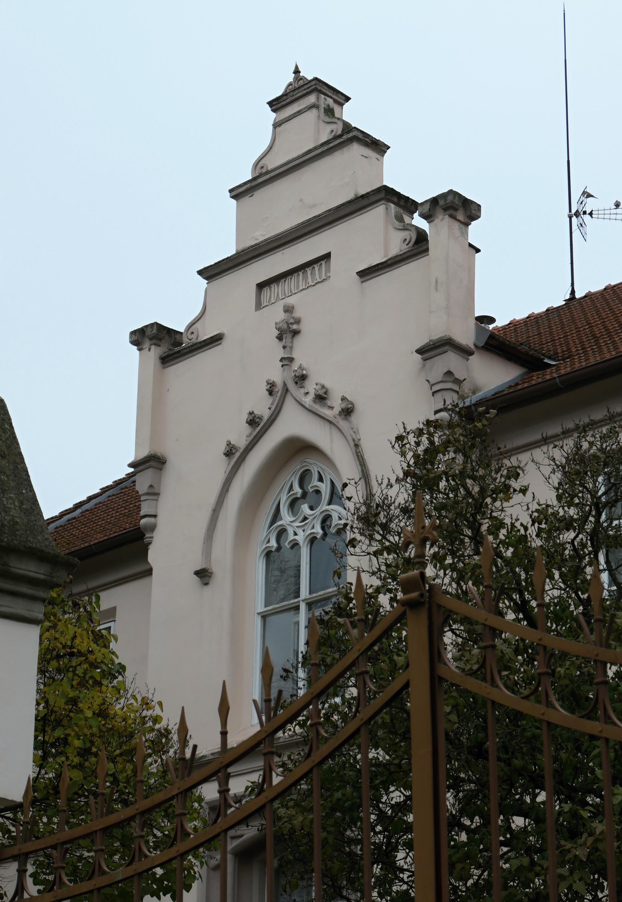 Farní sbor Českobratrské církve evangelické ve Velimi foto 5