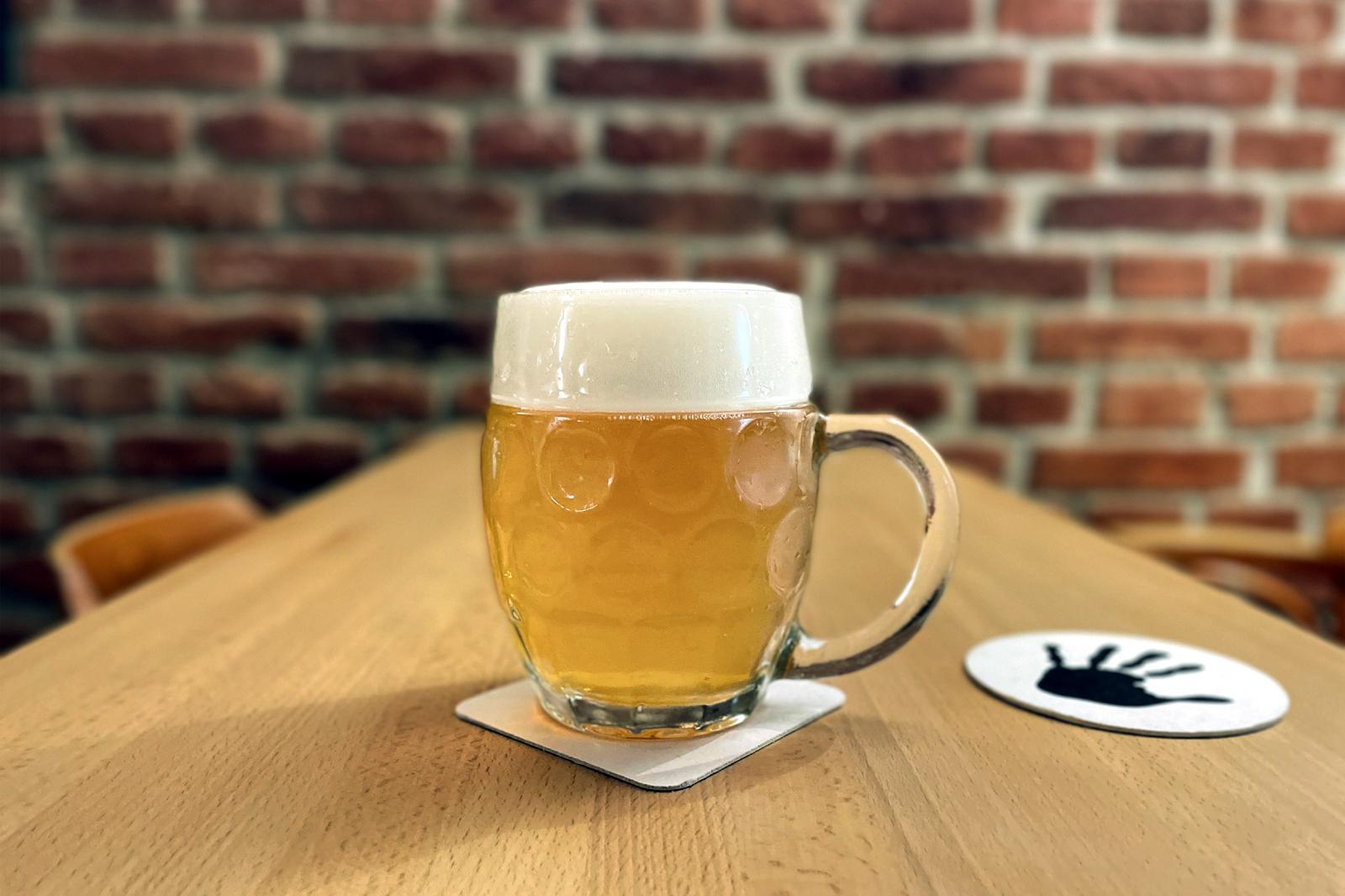 Pivní bar Černá ruka