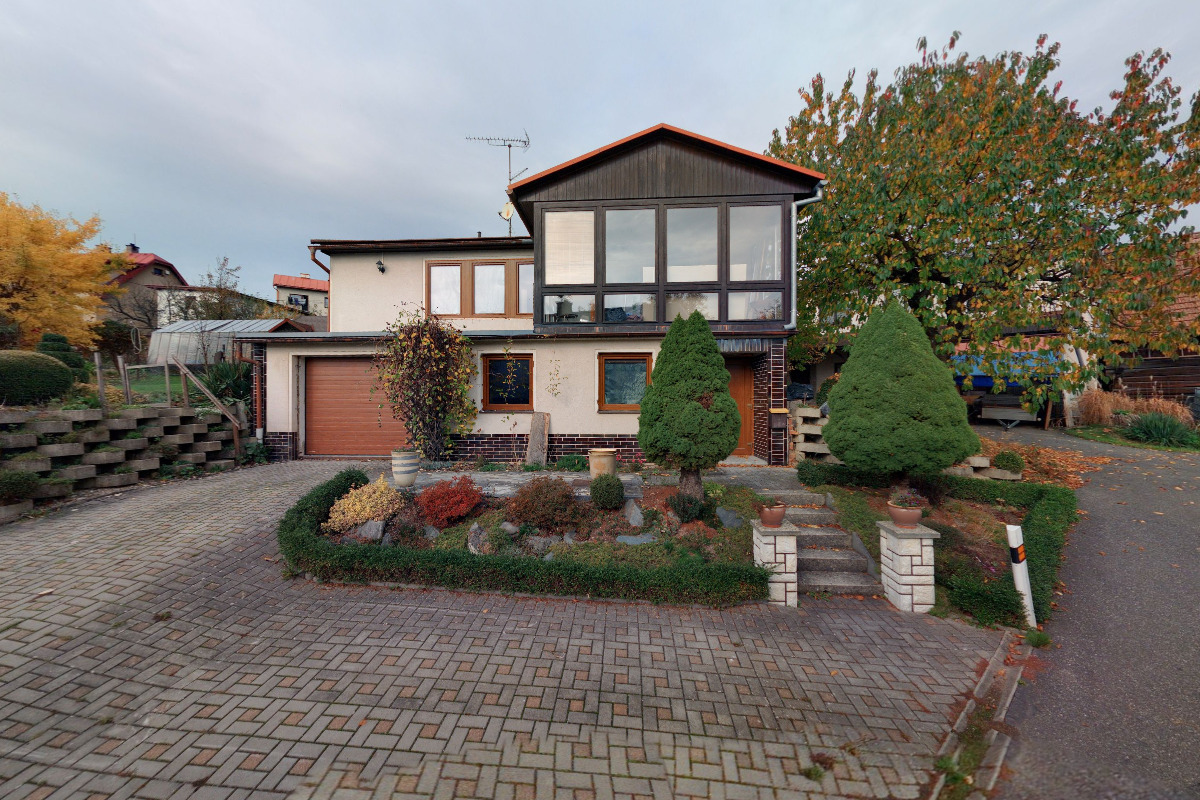 Jiří Housa - výroba oken a dveří