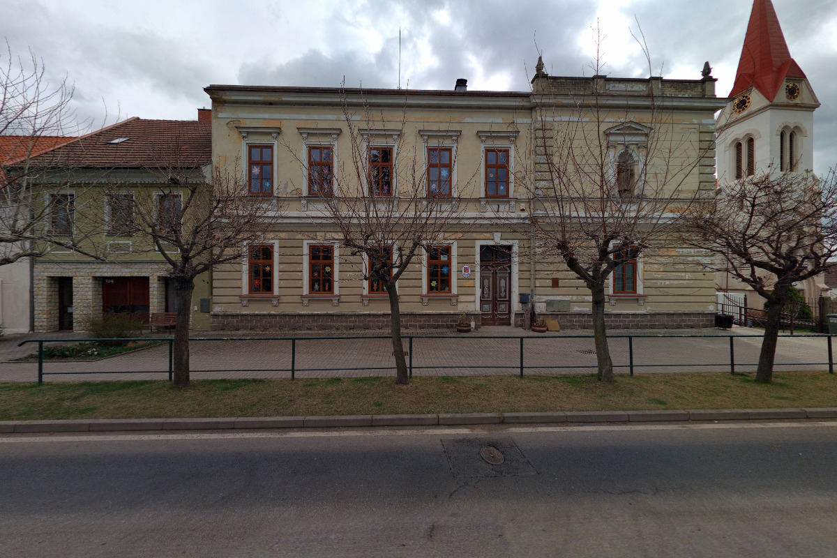 Ročov - úřad městyse