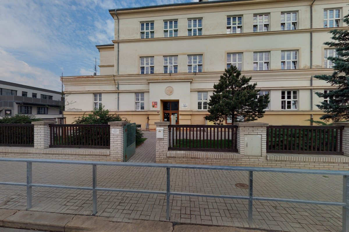 ZŠ Jaroslava Pešaty, Duchcov foto 2