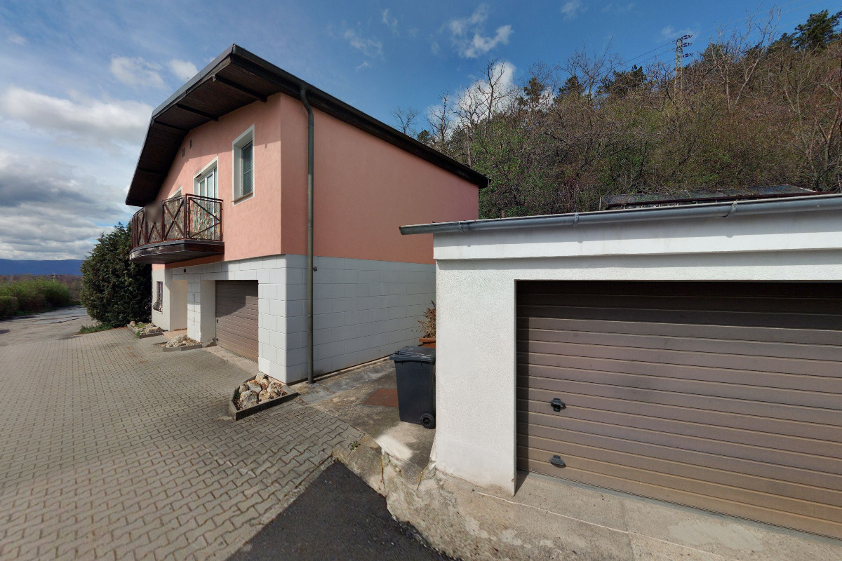 Společenství vlastníků bl. 406 č.p. 3055, 3056, 3057, 3058, 3059, 3060, 3061, 3062, 3063, 3064, 3065, 3066 ulice Moskevská v Mostě, o.p.s.