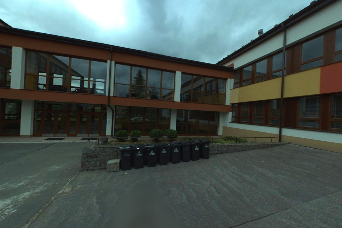 Knihovna Štítná nad Vláří