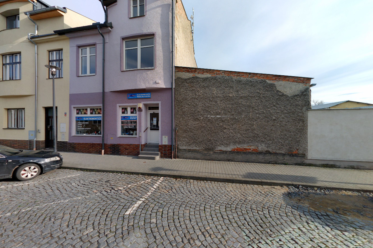 P-elektro - půjčovna člunů, paddleboardů foto 1