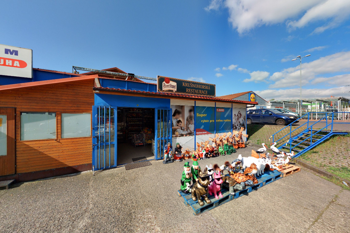 Obchodní centrum T-Mart