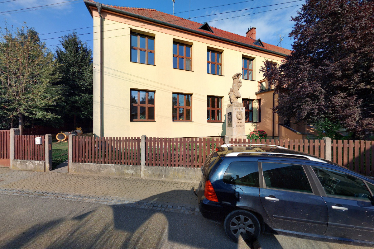 Obecní knihovna Břestek foto 5