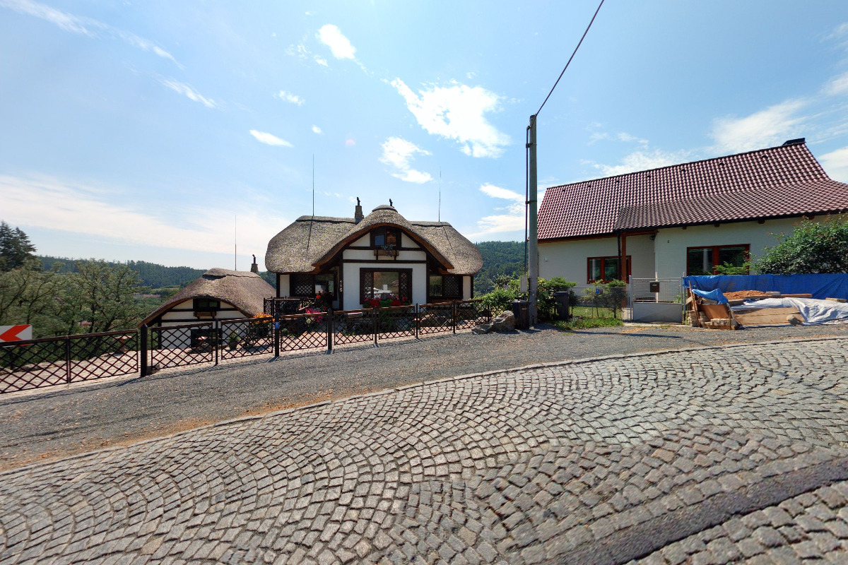 Romantický dům u Křivoklátu