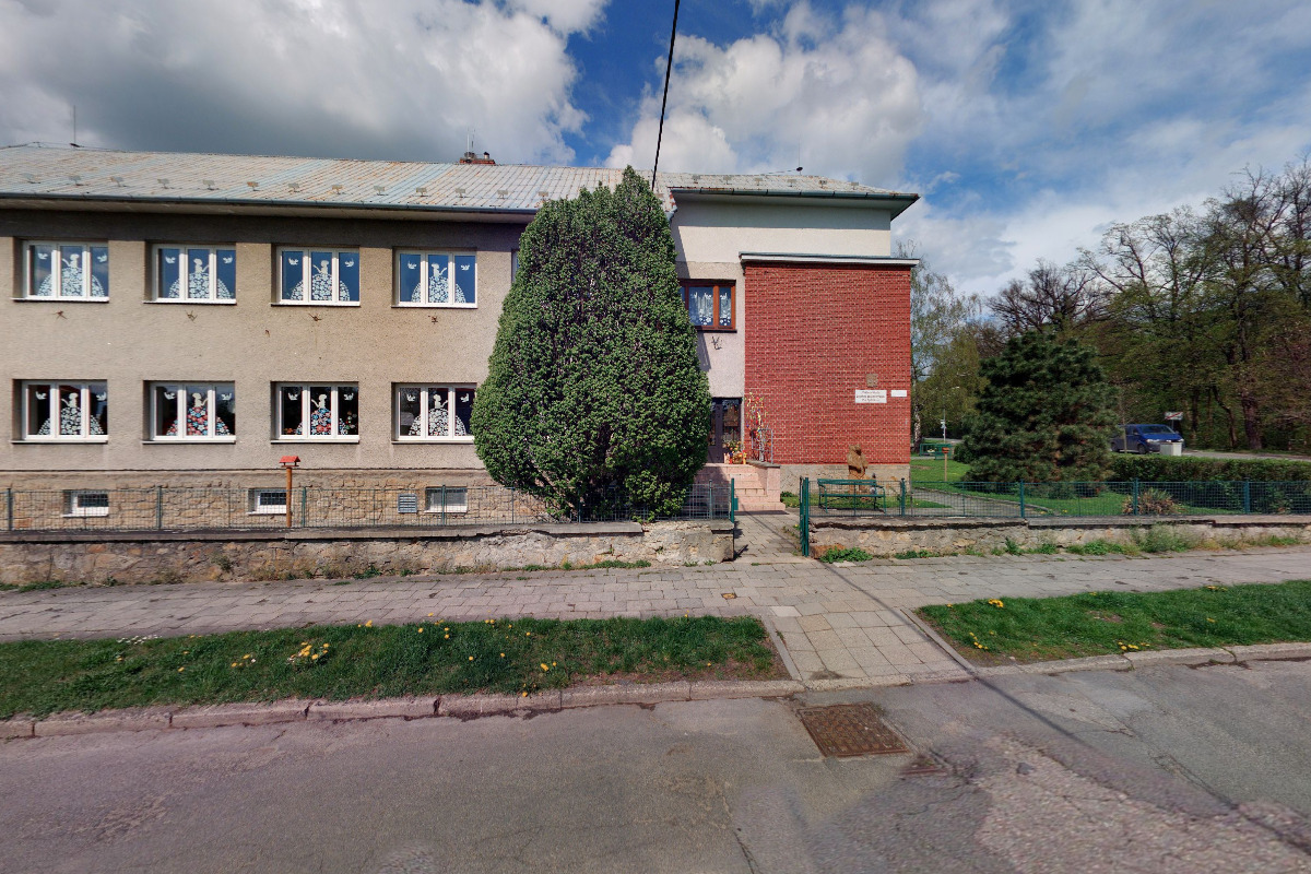 Základní škola Bystřice pod Hostýnem foto 2