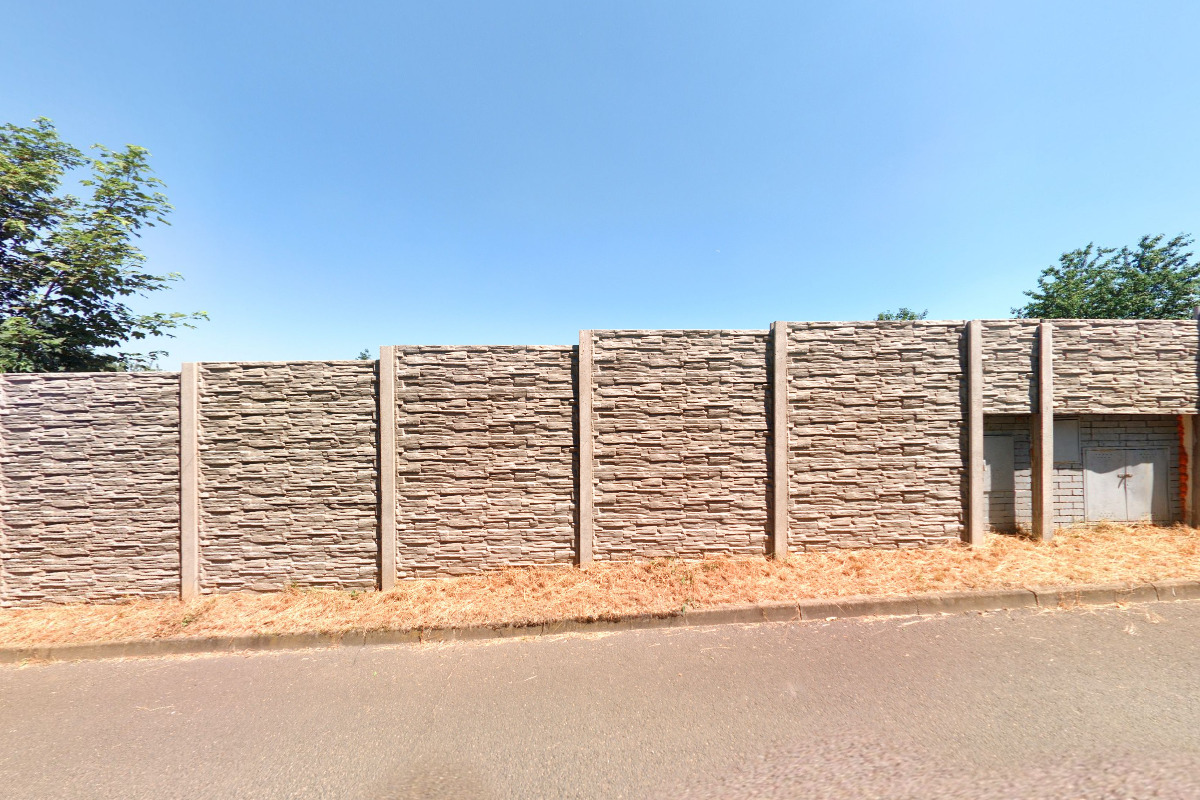 Karel Mach - výroba a montáž oken