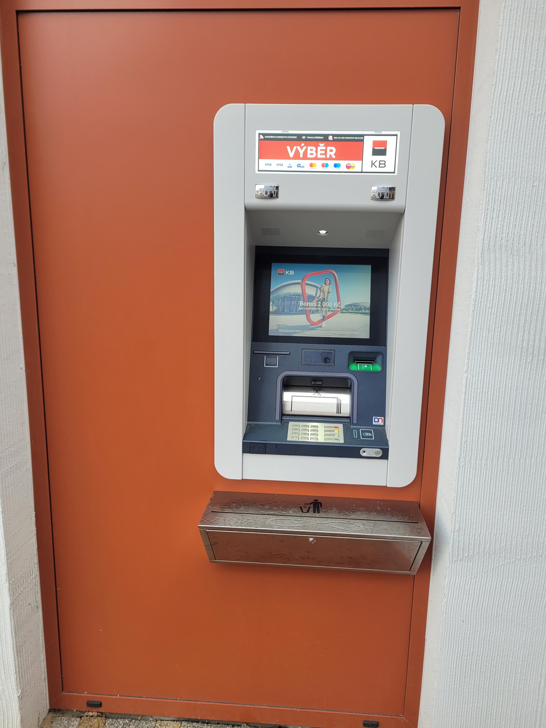 Bankomat Komerční banky foto 2