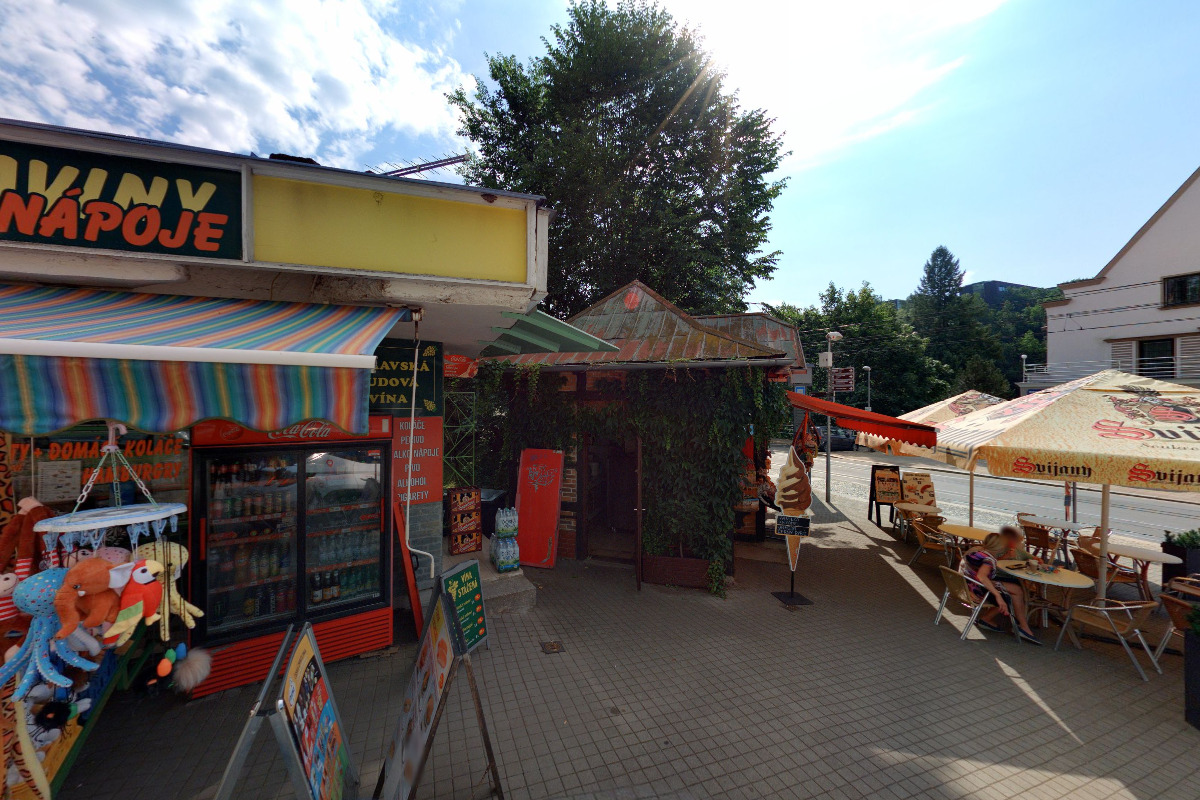 Občerstvení u Jezírka foto 3