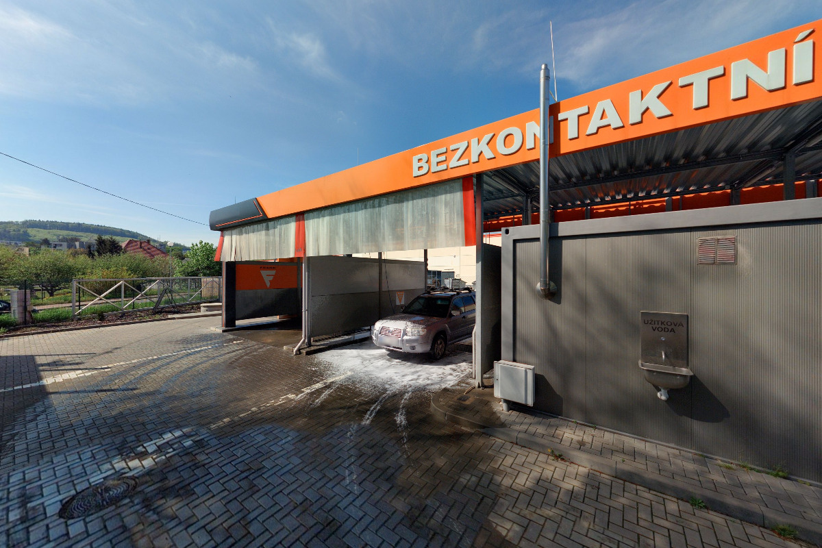 Bezkontaktní automyčka V2D