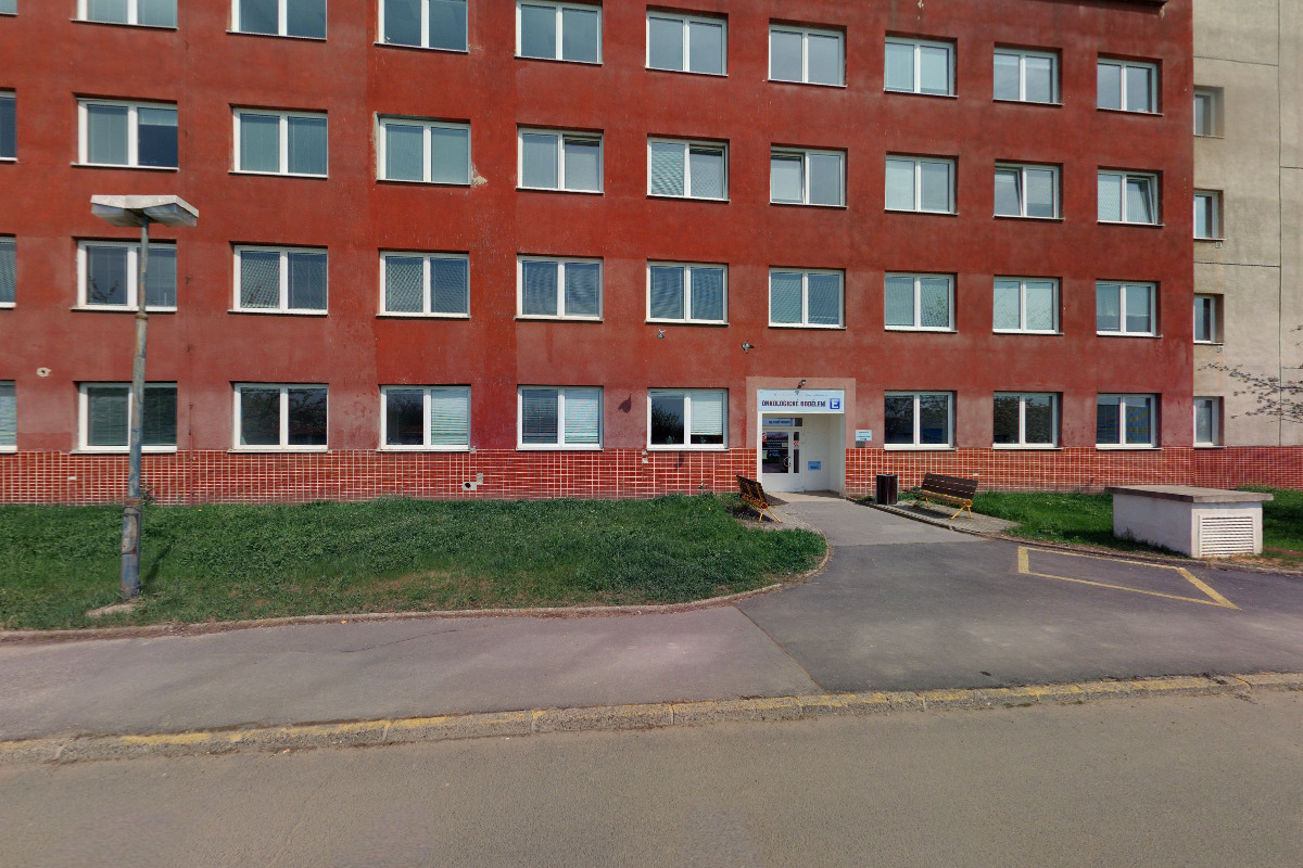 Analgetické ozáření - Nemocnice Chomutov