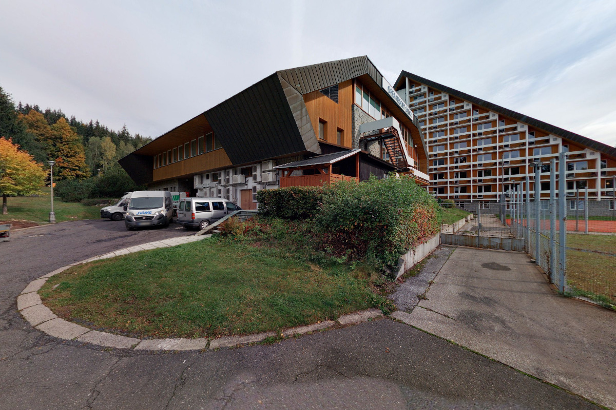 GGR ski school & rent