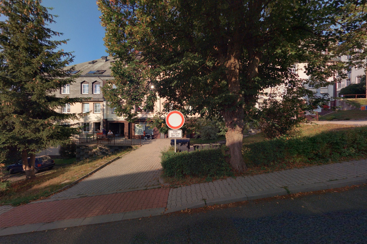 MUDr. Tomáš Drobník