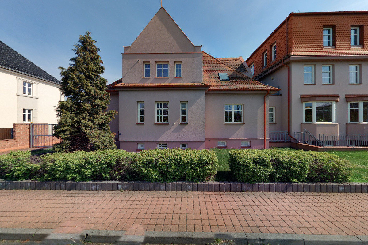 Finanční úřad pro Ústecký kraj - Územní pracoviště v Chomutově foto 2