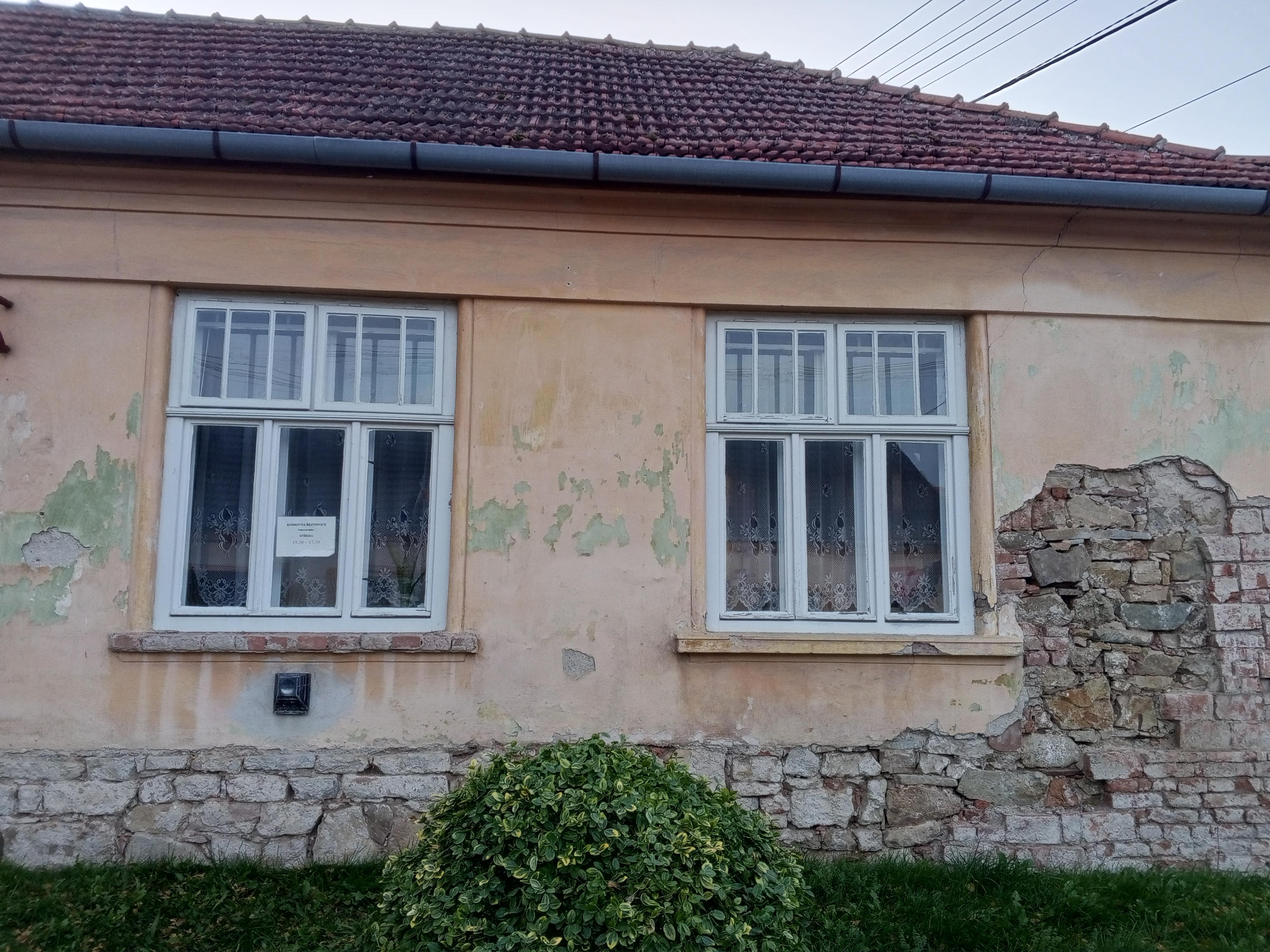 Místní knihovna Řeznovice foto 2