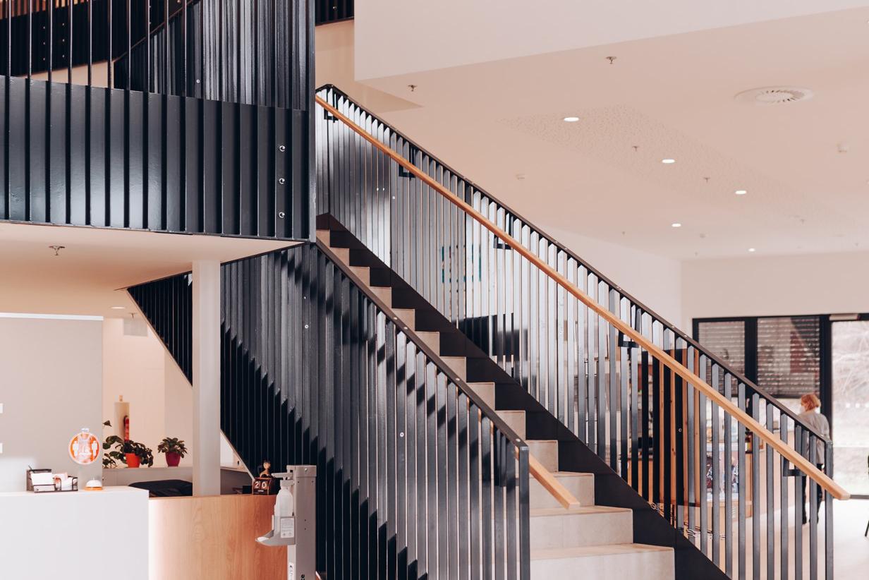 R.J. & Office management, s.r.o.