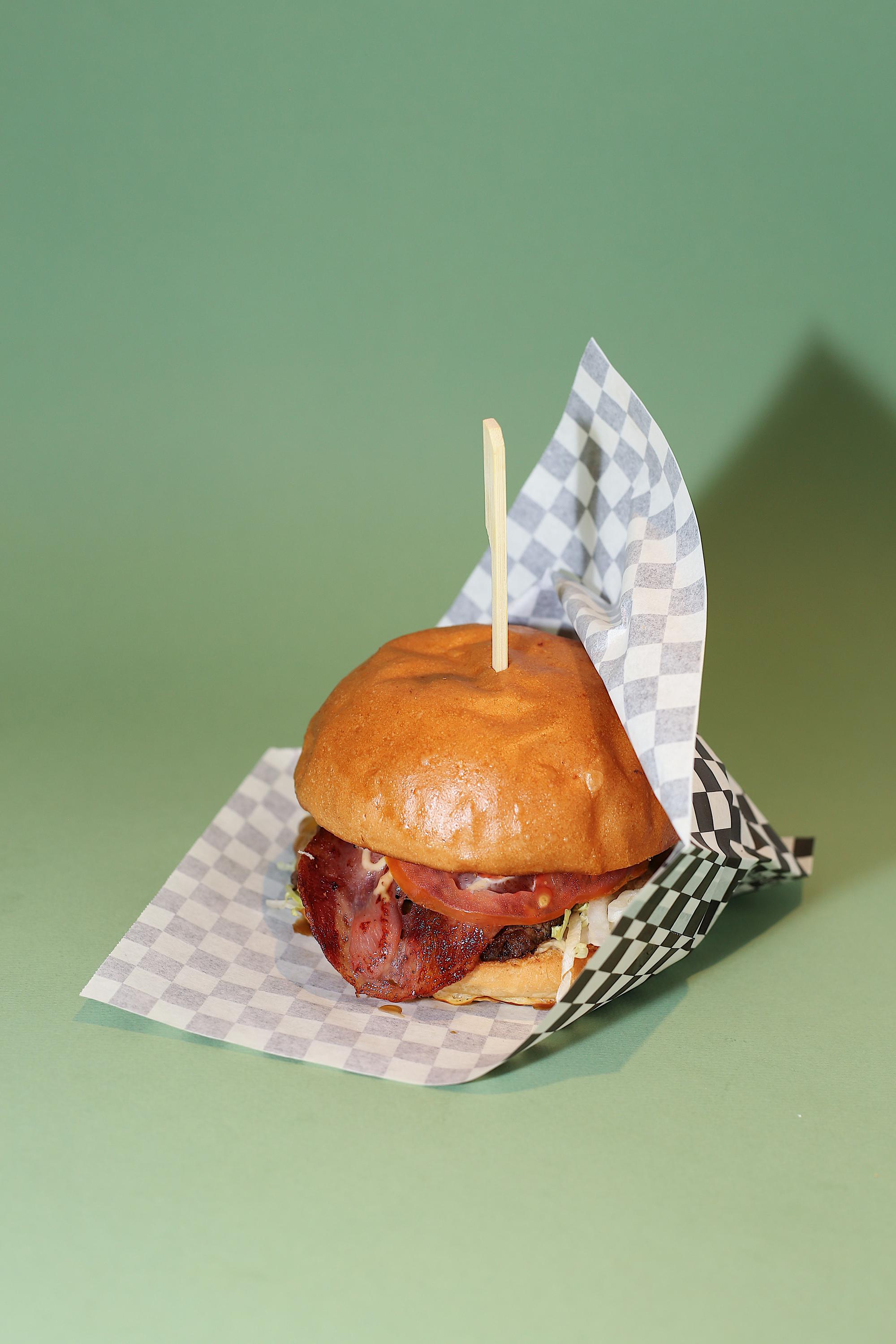 MATOKA Cheesesteaks & Burgers foto 2
