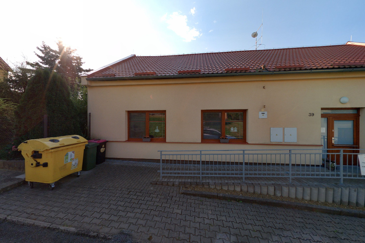 Nahošovice - obecní úřad foto 3