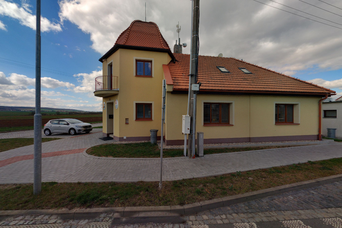Jarohněvice - obecní úřad foto 3